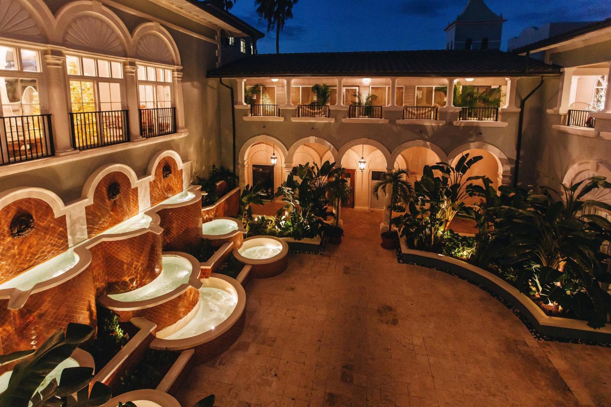 The Ritz-Carlton St. Thomas Hotel Benner Exterior photo